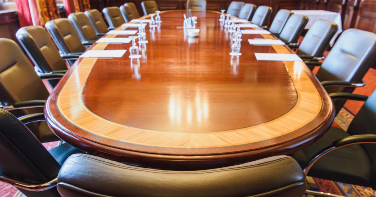 La suppression de 36 comit&eacute;s Th&eacute;odule ne suffira pas contre la "gabegie"